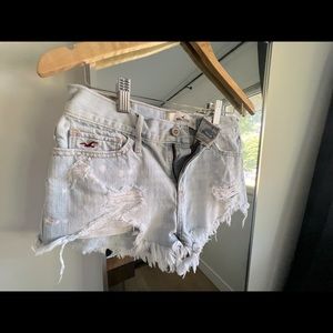 Hollister Jean Mini Rip Shorts
